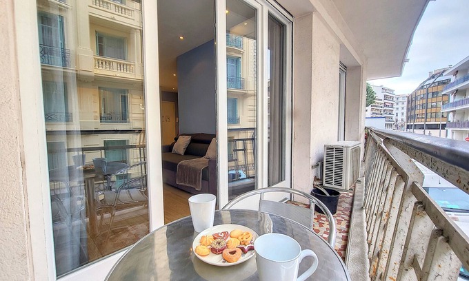 Gambetta Apartment | N&J - RIVIERA PROVENCE - CENTRAL - NEAR SEA
