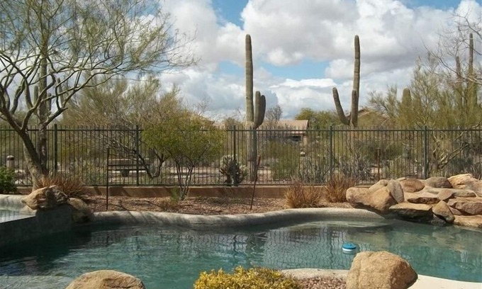 Anthem Country Club House | N PHX- Anthem-Great pool and view master planned neighborhood, parks, trails