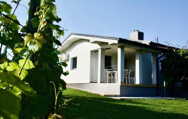 Tisina House | NA OFF