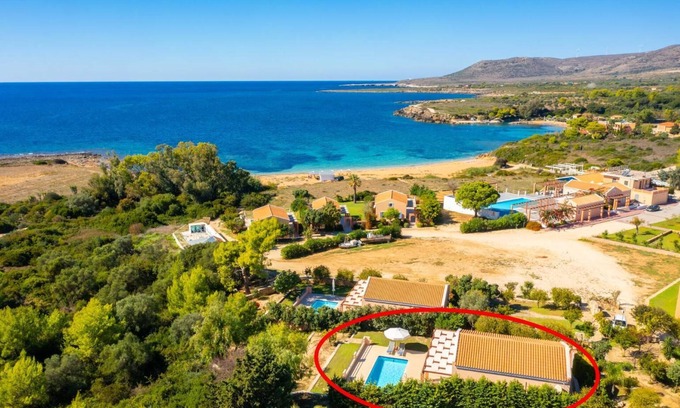 Kounopetra Villa | Nafsika Beach House - Three Bedroom Villa, Sleeps 7