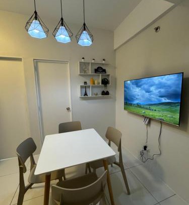 Naga Apartment | Naga City Centro 2BR River view Condominium with Fiber Internet