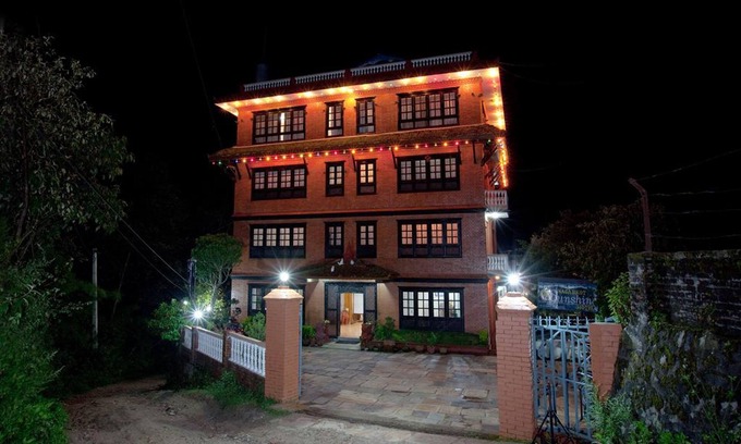 Baluwapati Deupur Hotel | Nagarkot Sunshine Hotel
