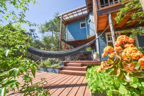 Rocha House | Nairandey