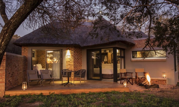 Hammanskraal Cabin | Nako Safari Lodge