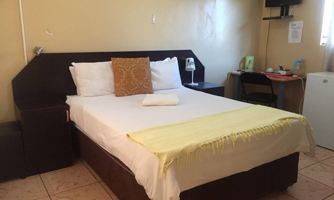 Ghanzi House | Namane Guest House