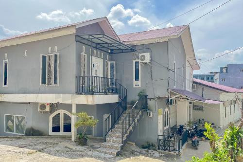 Balikpapan Hotel | Namirah Syariah Guesthouse Balikpapan Redpartner