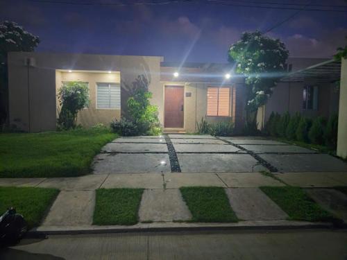 Tropical Lowlands House | NanoHouse