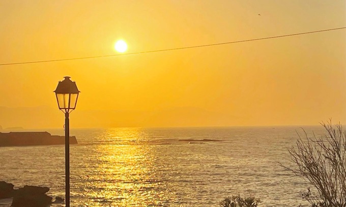 Halepa House | NAOS-Sea front vacation rental by Chania center