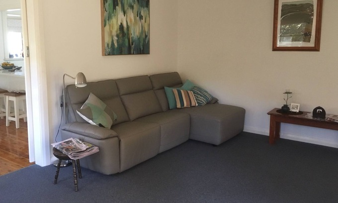 East Tamworth House | NAPIER ST HIDEAWAY EAST TAMWORTH