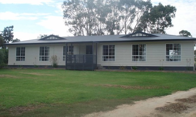 Naracoorte House | Naracoorte Country Retreat