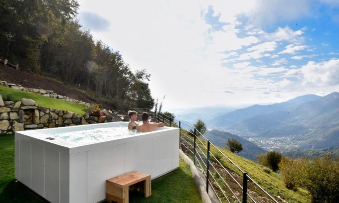 Grone Villa | Narciso Home