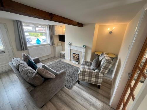 Sandbach House | Narrowboat Cottage