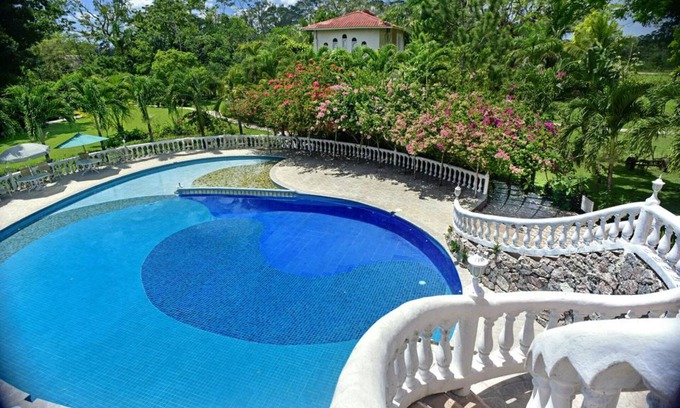 Armenia House | Natural Peace Confort Horseback Riding, River Tubing, Birding-Cabana Dbl-BBL