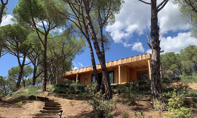 Sant Vicenc de Montalt Ski Chalet | Nature Cabin on private estate and Coast Barcelona with Wellness.