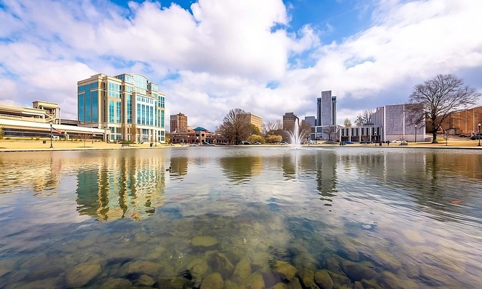 Madison House | Nature Escape! Stylish Unit Near Parks/Attractions