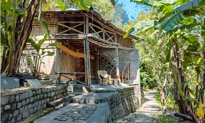 Dharamshala Cottage | Nature Stay in Bamboo cottage with Food, Yoga & Meditation in Dharamshala