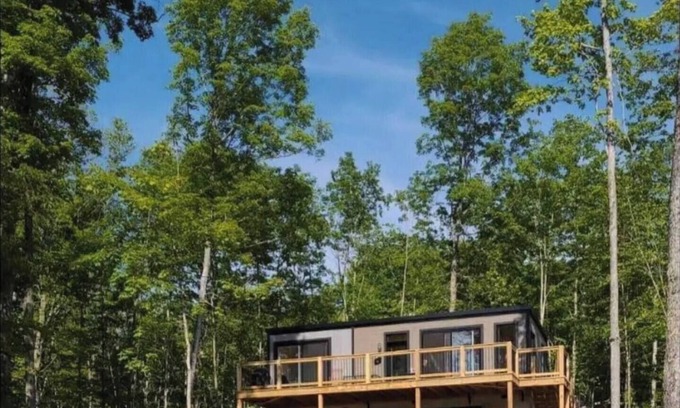 La Minerve Ski Chalet | Nature - Tranquility - Hiking - Chalet FloFie