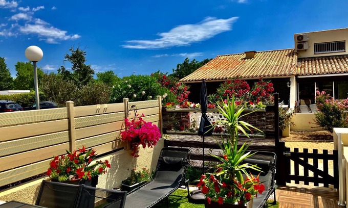 Naturist Village Villa | Naturiste Heliovillage Villa de Standing