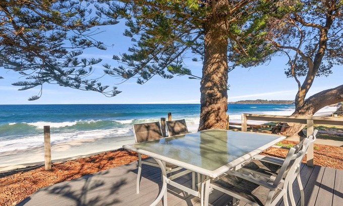 Moonee Beach Apartment | Nautilus Resort - Executive Apartment with Beach on your doorstep