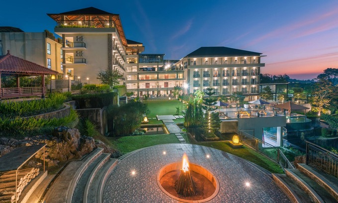 Tawangmangu Hotel | Nava Hotel Tawangmangu