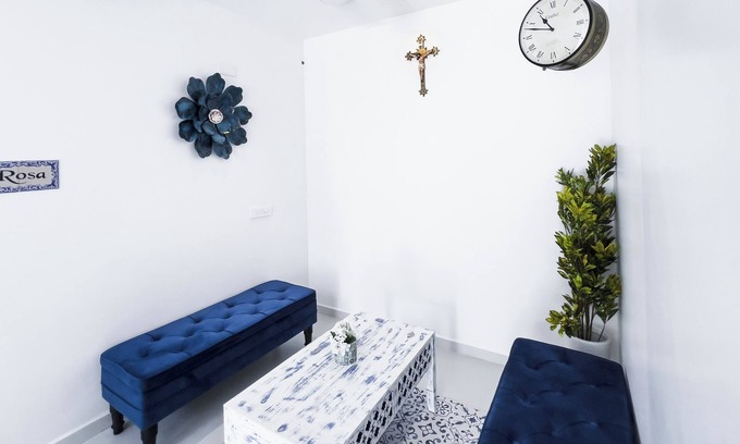 Majorda Villa | Navin’s Vista Azul- Anturio Suite + Breakfast