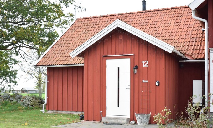 Kalmar House | Near Kalmar welcomes you this beautiful and comfortable cottage.