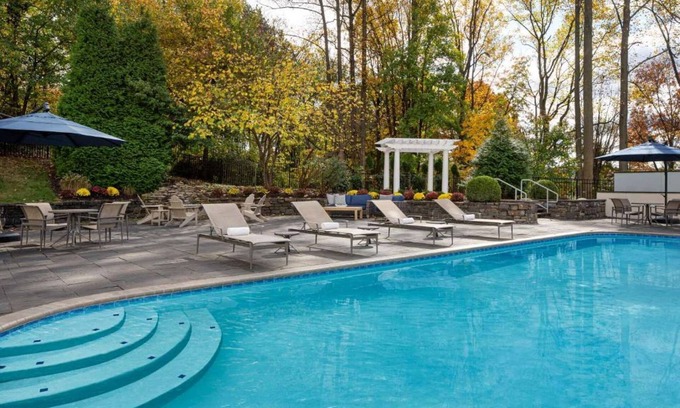 King of Prussia House | Near King of Prussia | Free Shuttle. Dining. Gym.