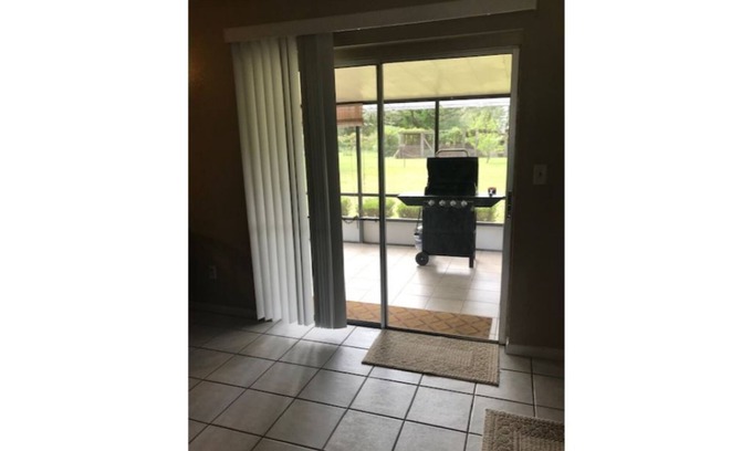 Auburndale House | Near Lake Myrtle Sports Park, Walking Distance