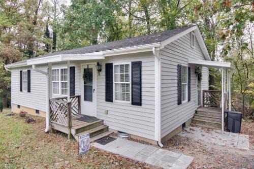 Rock Hill House | Near Lake Wylie - Updated Cottage with Yard!