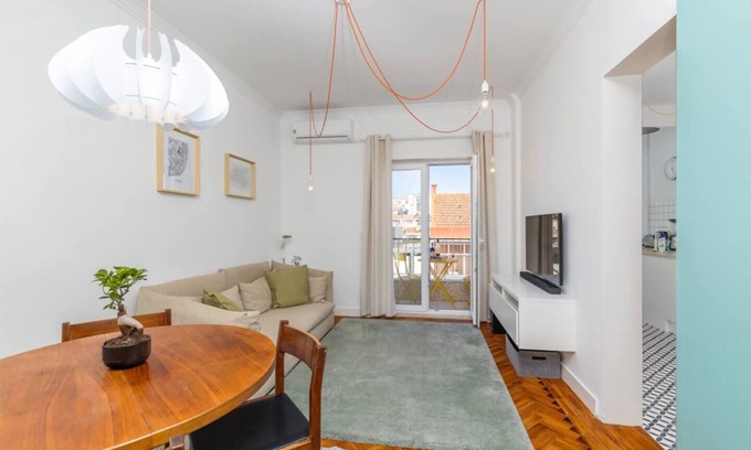 Reboleira Apartment | Near Lisbon Apartment