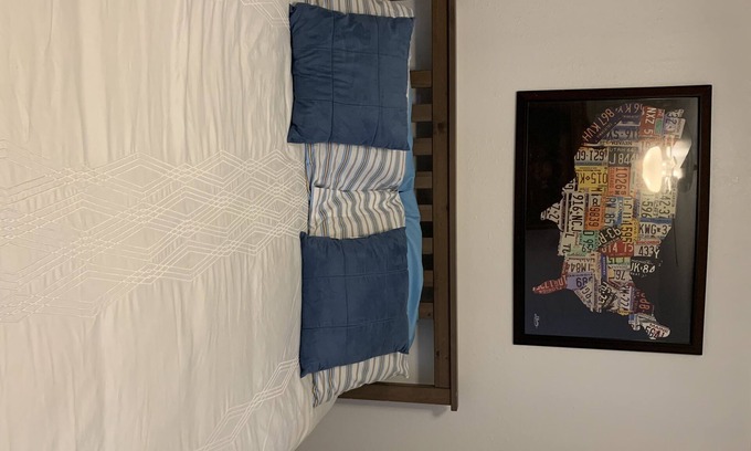 Orlando Apartment | Near the airport!This is a beautiful and comfortable Room equipped .