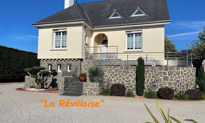 Reville House | Near the sea, Large enclosed garden, sleeps 2 to 5