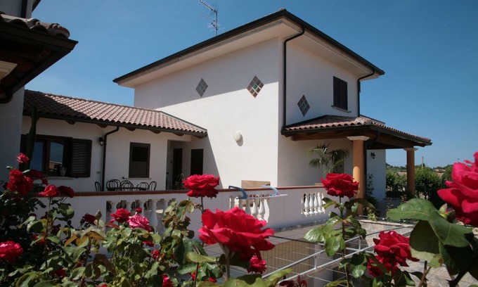 Drapia Apartment | Near Tropea, Apartment in Villa Pamela vacations, (Camelia) 4/5