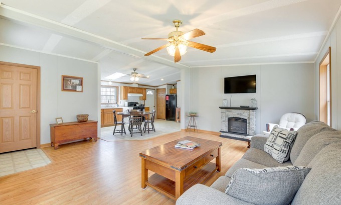Albion House | Near Waterville: Cozy Midcoast Vacation Rental!
