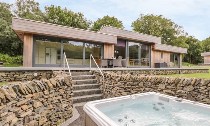 Penny Bridge Cottage | NEDDY CUT, family friendly, luxury holiday cottage in Backbarrow