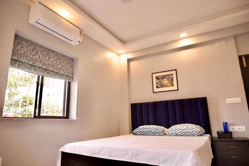 Taltala Bed & Breakfast | Neelam Homestay B&B - Blueberry Room