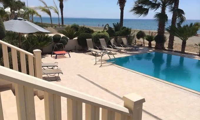Pyla Villa | Nefeli Beach Villa, 5 Bedrooms