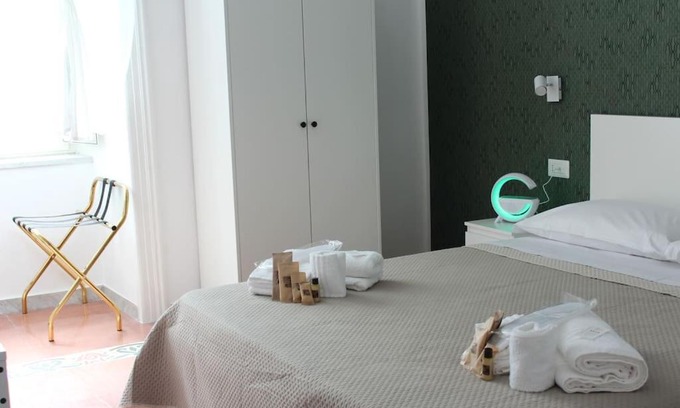 Vomero Apartment | Nel Cuore del Vomero Apartament