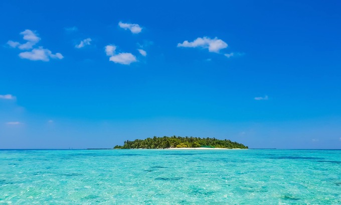 Omadhoo House | Nemo Inn