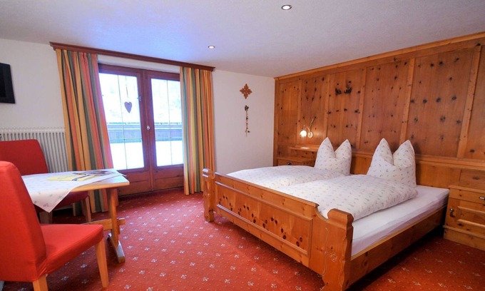 Silbertal Apartment | Nescharina - Hotel-Pension Faneskla * * * Apartments