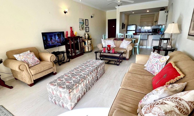 Callendar Condo | Nestled on the prestigious Barbados Golf Course, this charming two-bedroom called “Island Time”