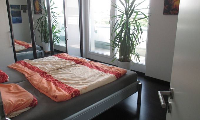 Regensburg Apartment | Neue, hochwertige und sehr helle Penthouse-Wohnung