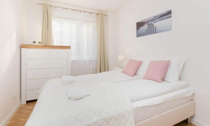 Przymorze Apartment | Nevada Bright | Apartment | Balcony | Gdańsk