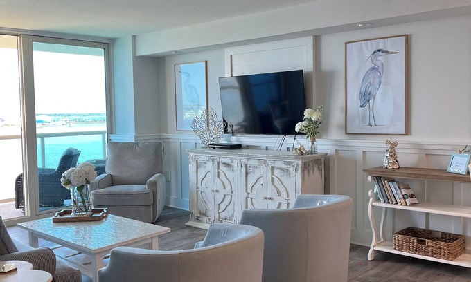 Pensacola Beach Condo | New 1 bedroom on Pensacola Beach