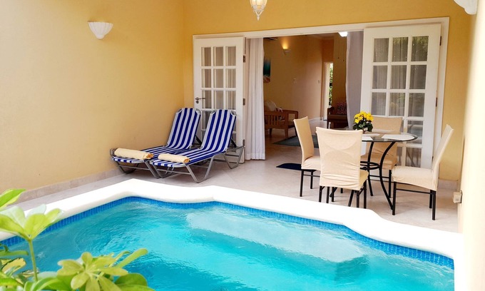 Fitts Village House | NEW-2-Bed Townhouse, opposite West Coast Beach