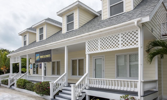 Rock Sound House | New 2-Bedroom Apt. In-Town Location, Walk to Stores, Restaurants