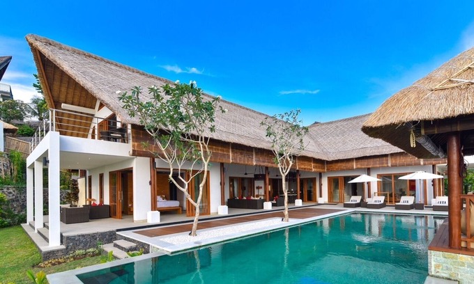 Temukus Villa | New 5-star villa near Lovina with breathtaking views of Bali Sea and sunset