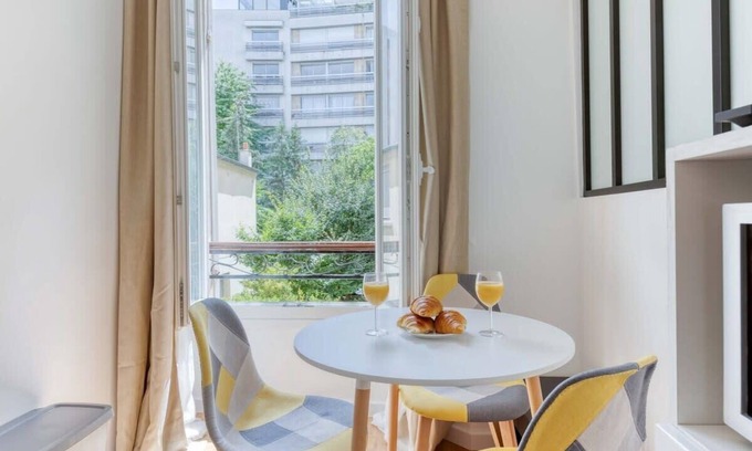 Bel-Air Nord Apartment | New and quiet 1 Bdr Flat in the Heart of Paris 12