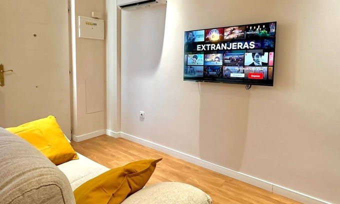 Rejas Apartment | New Apartment Madrid Feria 4 Pax 106
