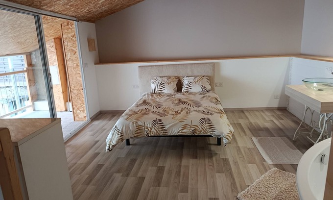 Plaisance Apartment | New apartment with electric gate. 10 min from Marciac.